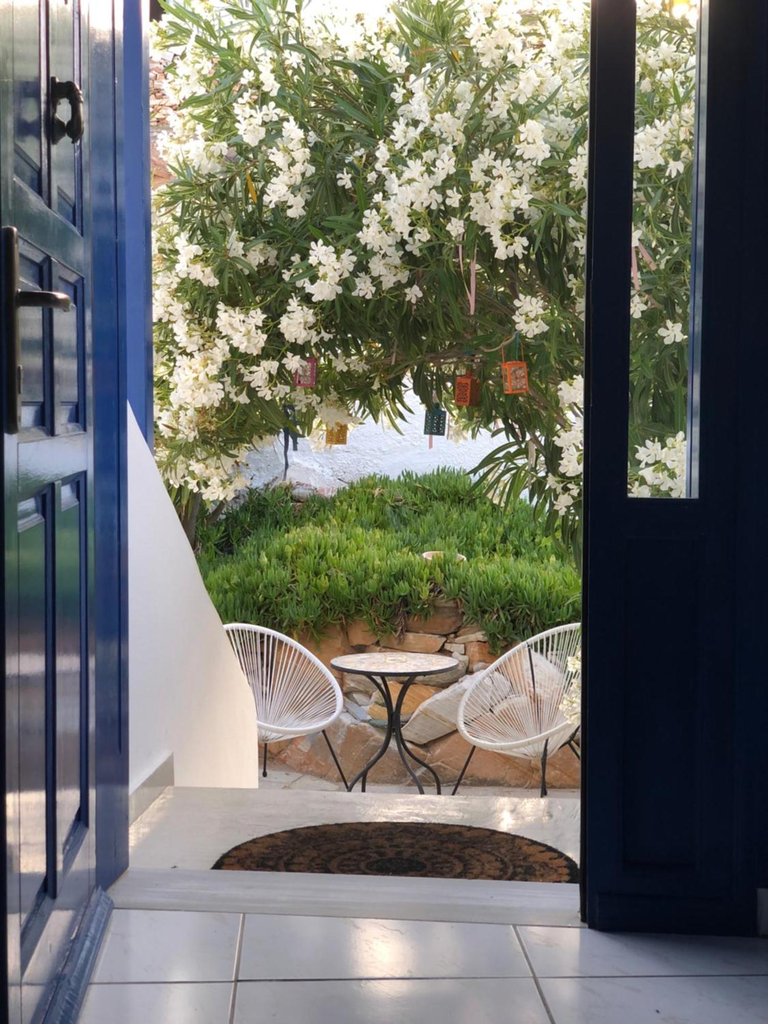 Vrahos Rooms - Studios Alopronia Luaran gambar